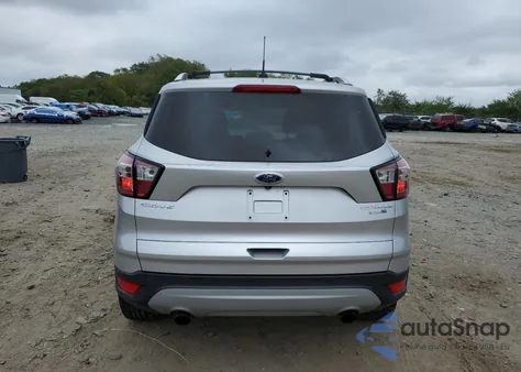 2017 Ford Escape Titanium z USA, uszkodzony, nr VIN 1FMCU9JD7HUE50719